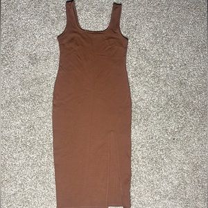 Brown Body-con Dress (Bottom Split)